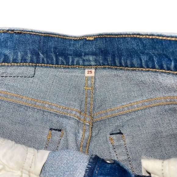 Levi’s High Rise Straight Leg Mom Jeans - 25 - Picture 9 of 9